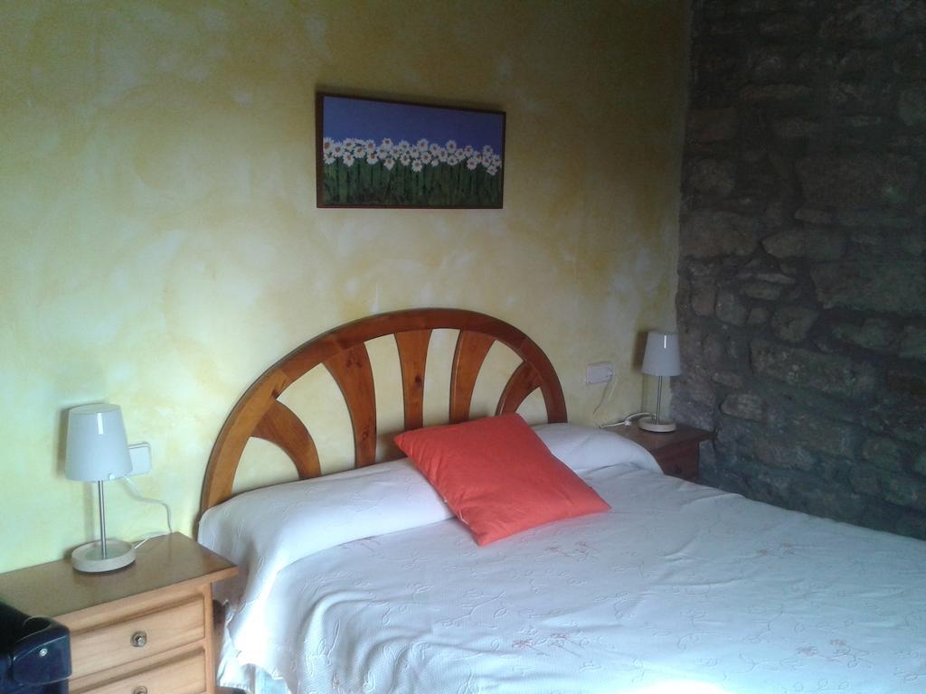 Casa Angrill Hotel Oliana Bilik gambar